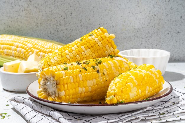 Boiled corn cobs