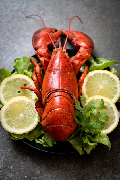 boiled lobster with vegetable and lemon