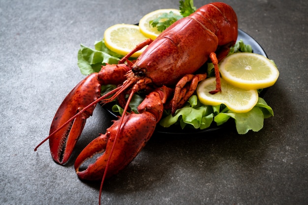 boiled lobster with vegetable and lemon