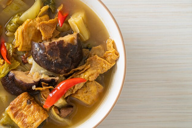 Boiled pickled cabbage and bitter gourd soup