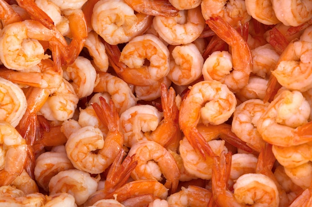 Boiled shrimps and peeled for cooking