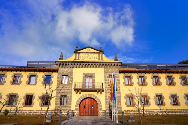 Foto orizzonte del villaggio di boltana in huesca pirenei spagna