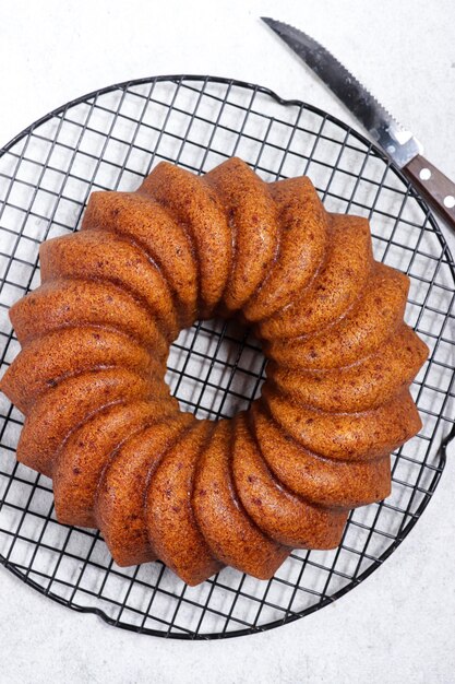 Bolu pisang of bananen bundt cake