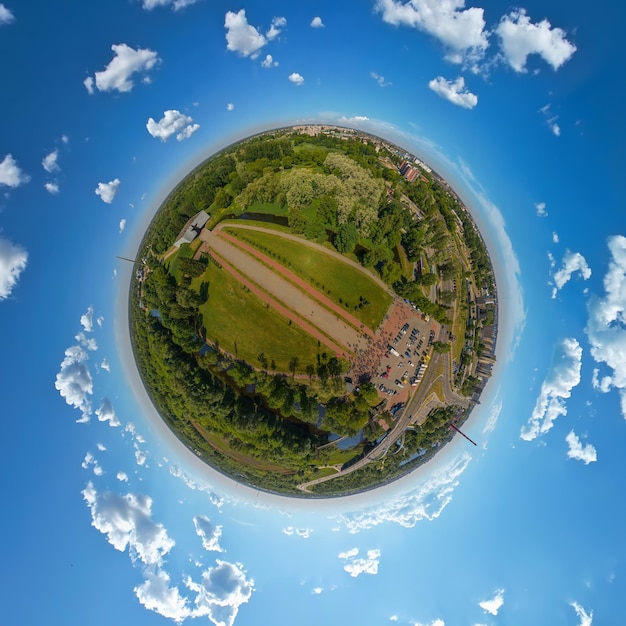 Bolvormig panorama over het park