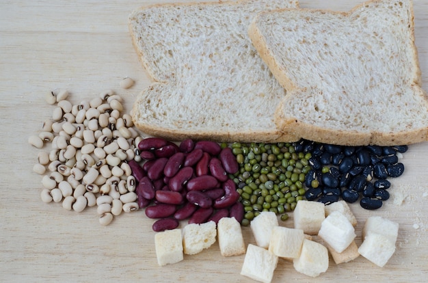 Bonenras met het volkoren brood