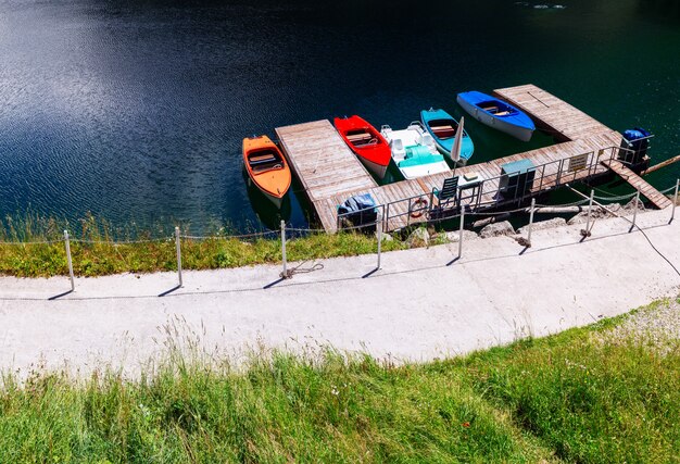 Boot op de pier