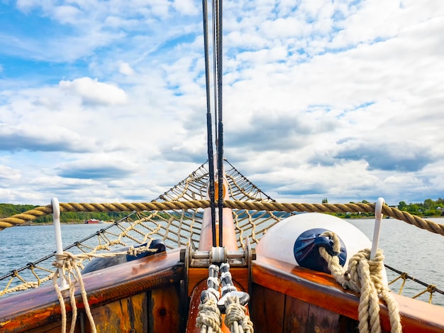 Foto boot op zee tegen de lucht