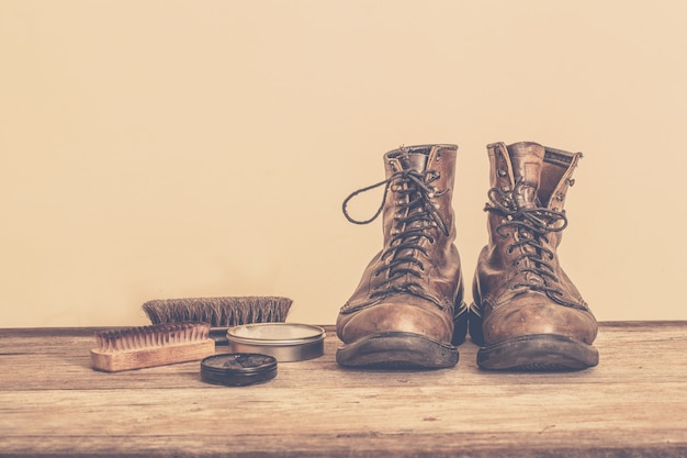 Foto set di manutenzione per scarpe in pelle stivali