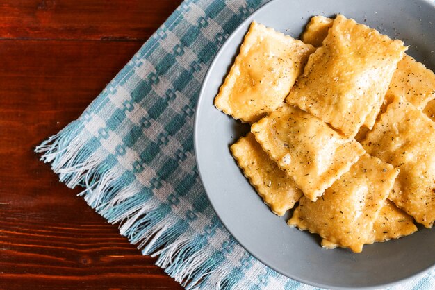 Bord met authentieke ravioli