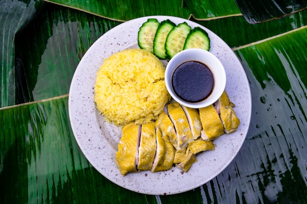 bord met traditioneel Vietnamees eten