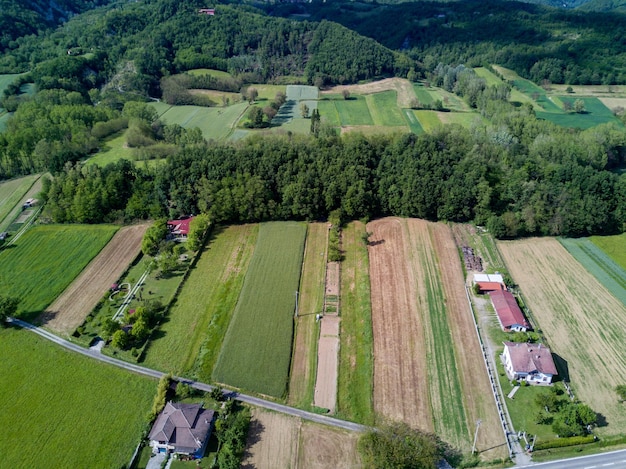 Borghetto di Borbera Italiaans platteland dorp luchtfoto