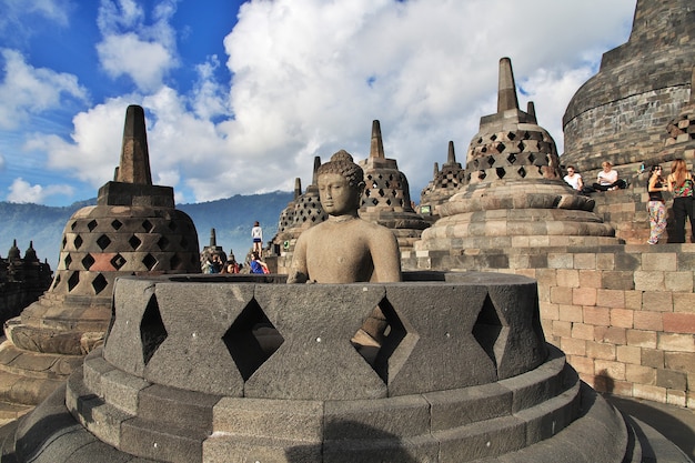 Borobudur, de grote boeddhistische tempel in Indonesië