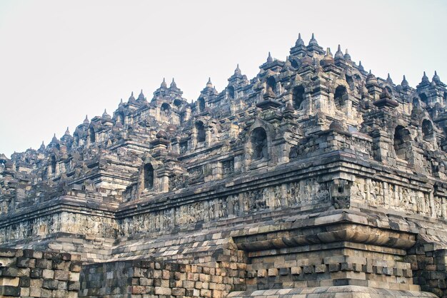 Foto tempio di borobudur a giava centrale, indonesia