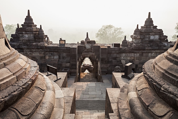 ボロブドゥール寺院