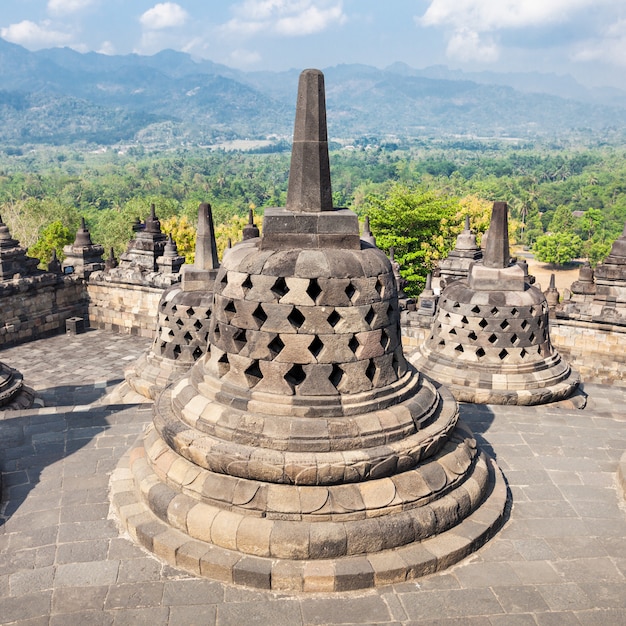 ボロブドゥール寺院