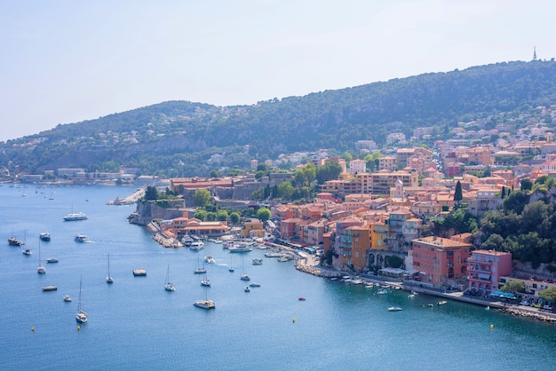 Boten en schepen op water in Villefranche-sur-mer, Frankrijk