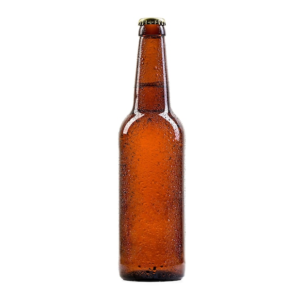 白い背景で隔離の滴とビールのボトル