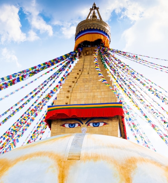 Boudhanath stupa nella valle di kathmandu, nepal