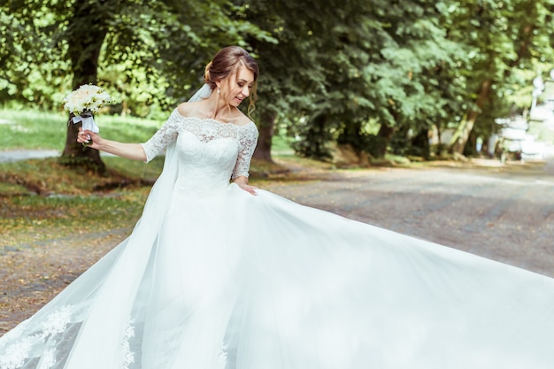 Photo bouquet in bride's hands