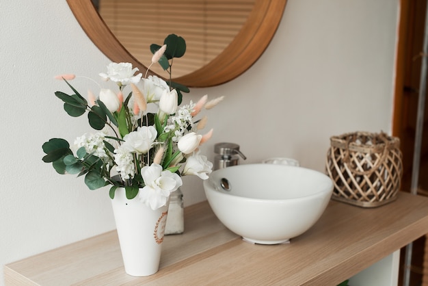 A bouquet of decorative flowers on the table 