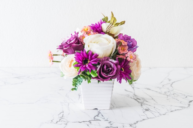 bouquet flowers in vase