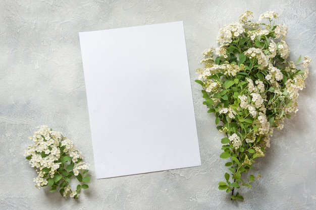 Bouquet white flowers 