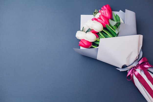 Bouquet of white and ping tulips