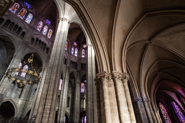 Bourges centreval de loire frankrijk 11 november 2016 in de kathedraal saintetienne