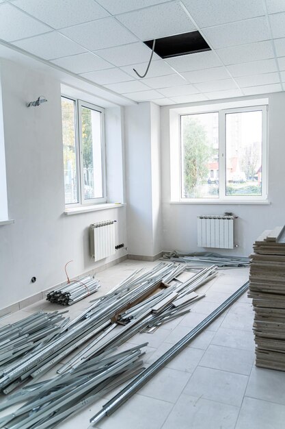 Foto bouw van een nieuw appartement renovatie van een appartement is aan de gang