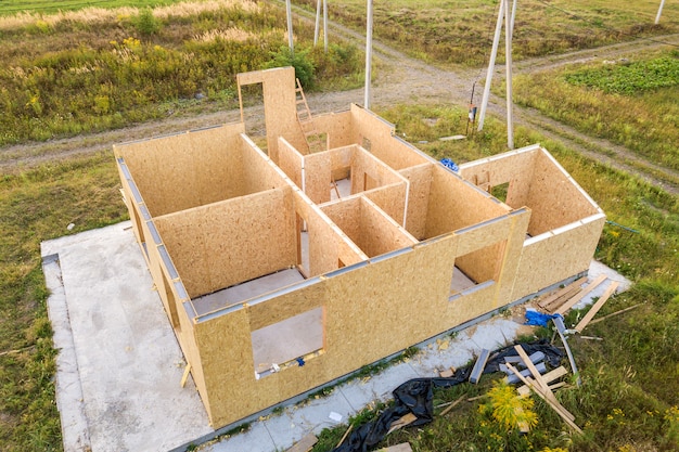 Bouw van nieuw en modern modulair huis