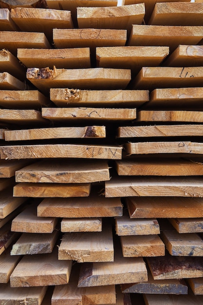 Bouwmateriaal houten planken