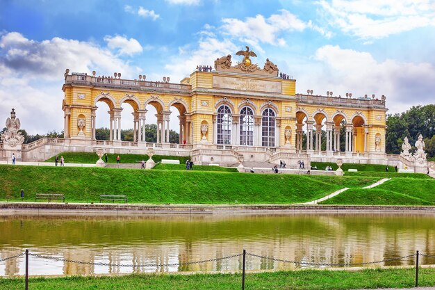 Boven Belvedere. Belangrijkste paleiscomplex Belvedere.Vienna. Oostenrijk.