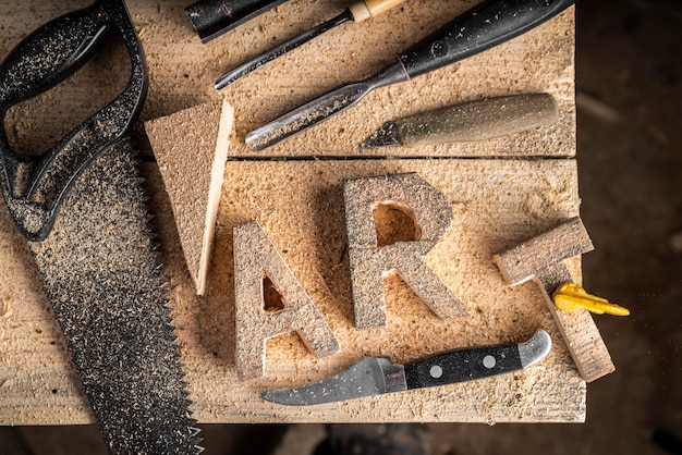 Bovenaanzicht kunstwoord gemaakt van hout