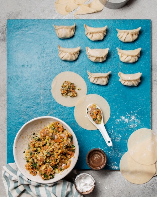 Bovenaanzicht ongebakken Aziatisch eten