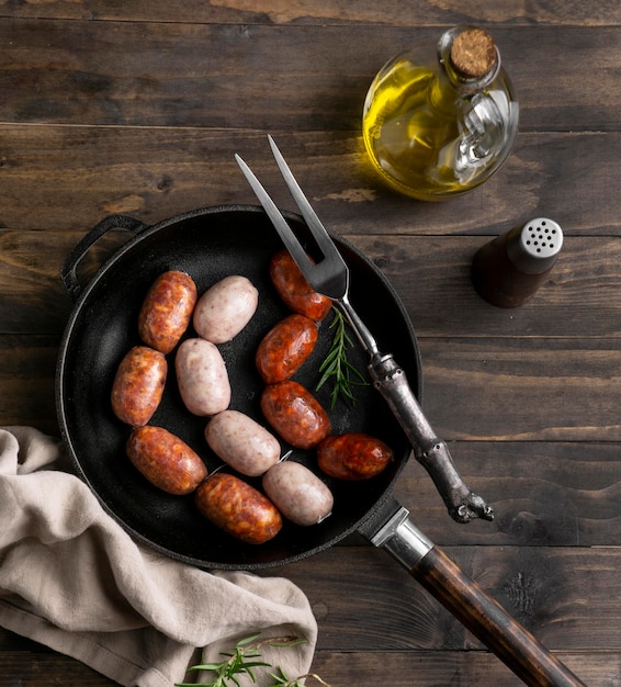 Bovenaanzicht pan met voedselregeling