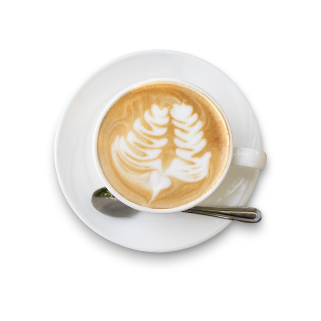 Bovenaanzicht van latte koffie of cappuccino koffie in witte kop met mooie latte art geïsoleerd op een witte achtergrond. uitknippad inbegrepen