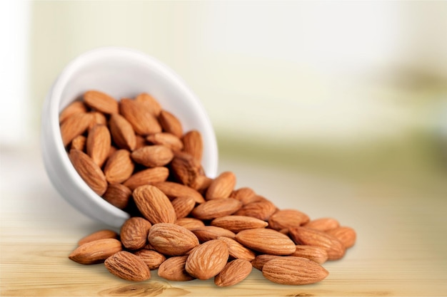 Photo bowl of almonds