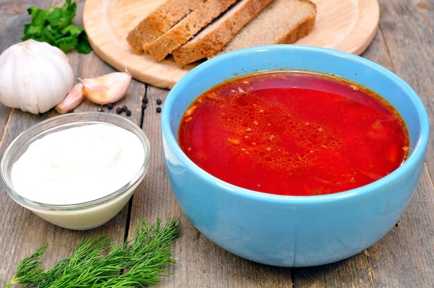 A bowl of food with the ingredients for the recipe