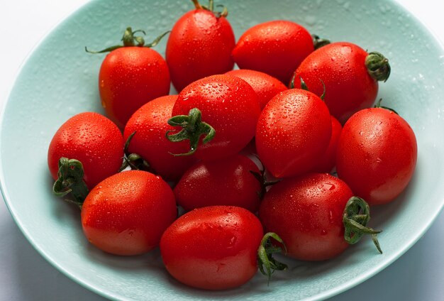 Bowl of freshly washed fresh tomatoes