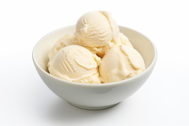 白いボウルにアイスクリームが入ったボウル。
