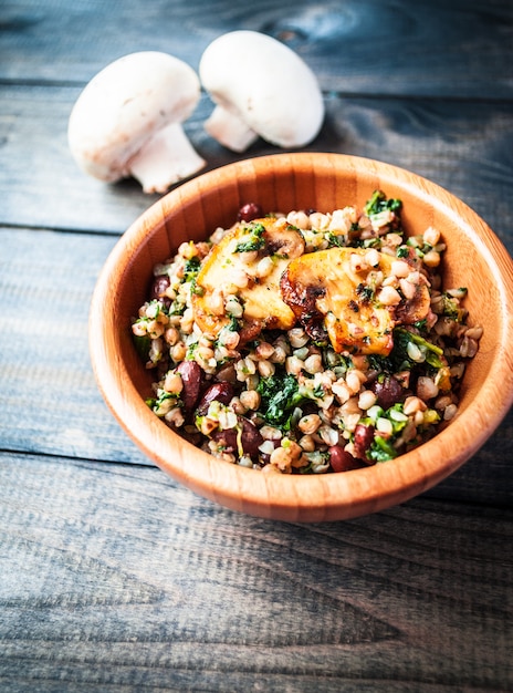 写真 ampでたそば、ほうれん草、小豆の炒め物