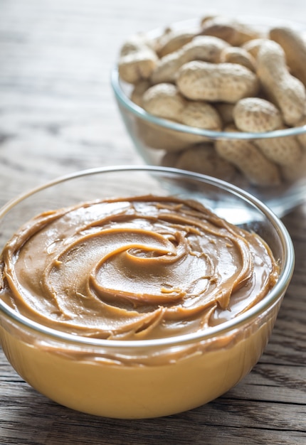 Photo bowl of peanut butter