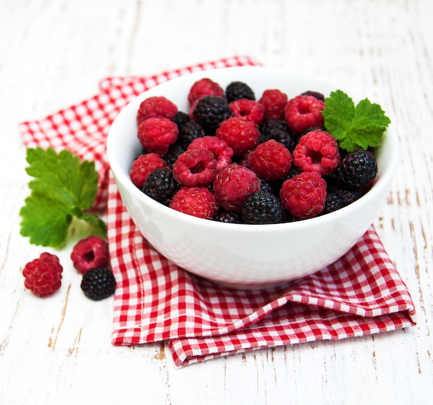 Bowl with blackberries and raspberries