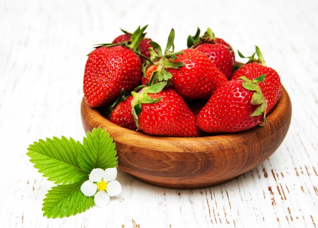 Bowl with strawberries