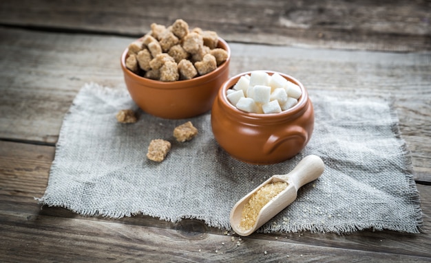 Bowls of white and brown sugar