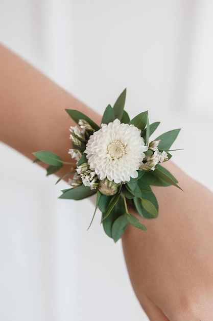 Photo bracelet with real flower for bridesmaids for wedding