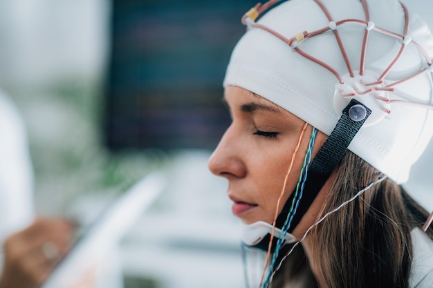 Brainwave EEG of Electroencephalograph Onderzoek van de hersenen in een kliniek