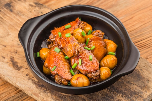 Braised Chicken Wings with Chestnut