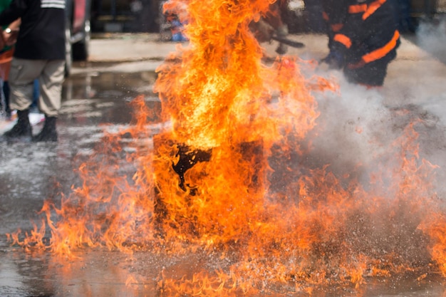 Foto brand op weg in de stad