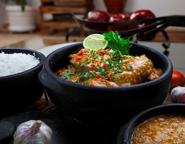 Braziliaanse garnalen en vis moqueca
